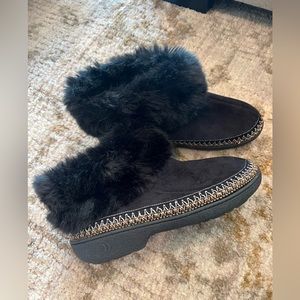 NWOT Women's Isotoner Recycled Microsuede Mallory Boot Slipper Size 7.5-8